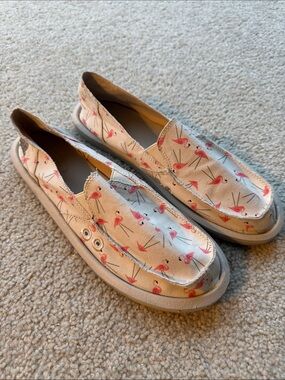 Sanuk Donna x Airstream Sidewalk Surfers Canvas Shoes with Pink Flamingo Print